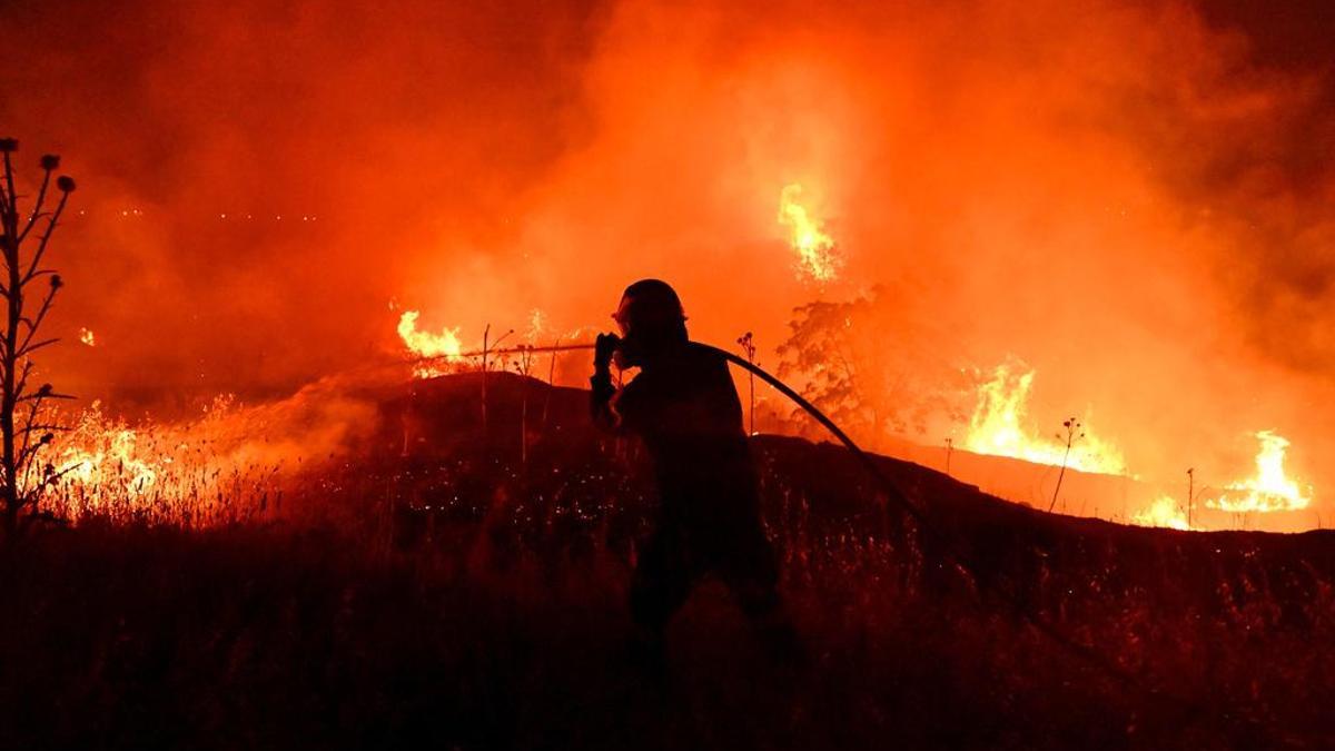 Yunanistan’da orman yangını riski yükseldi: Sarı ve turuncu alarm verildi!