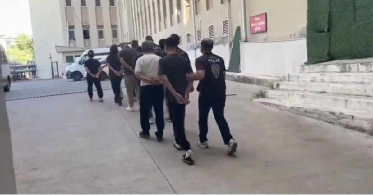 3 aileye tehdit! 10 gözaltı, 2 tutuklama