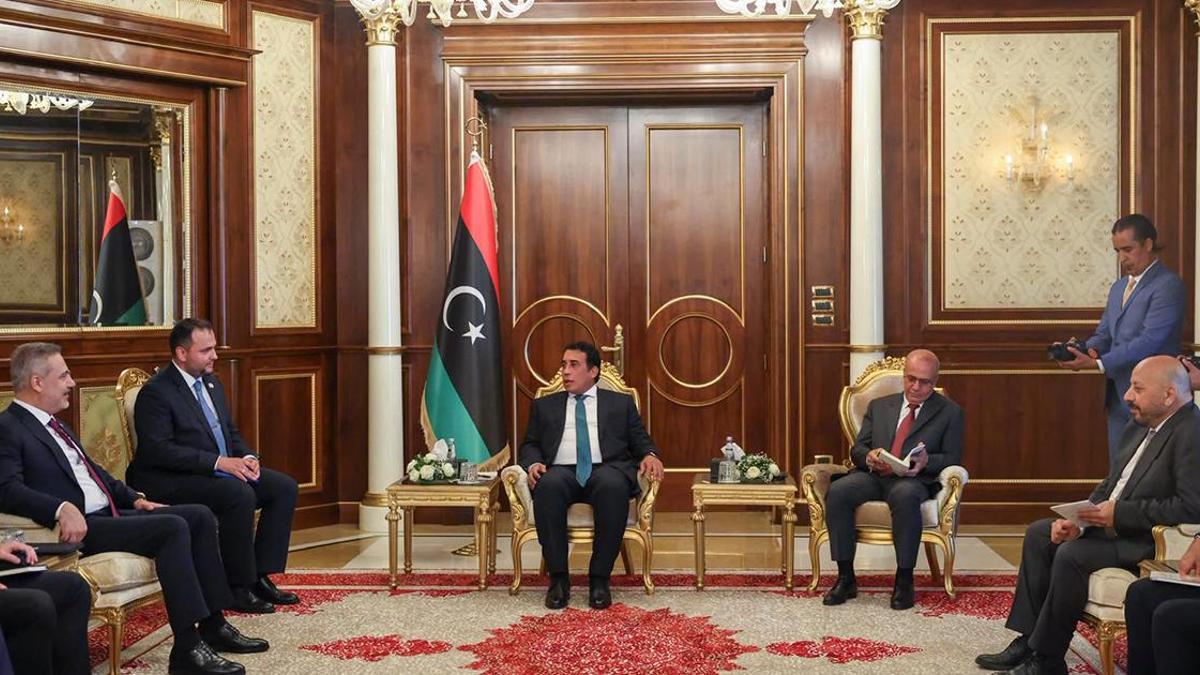 Dışişleri Bakanı Hakan Fidan, Libya Başbakanlık Konseyi Başkanı el-Menfi ile görüştü