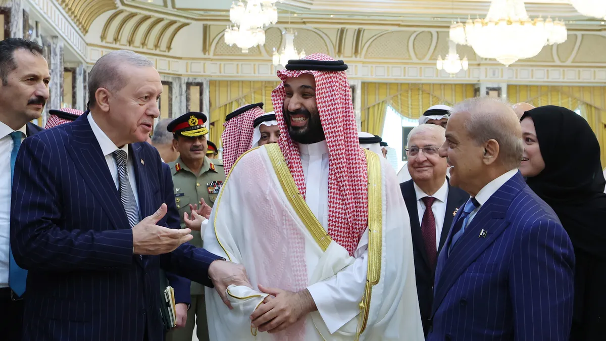 İsrail’de Mekke İttifakı korkusu! Siyonist bakan “tehlikeli ve endişe verici” dedi