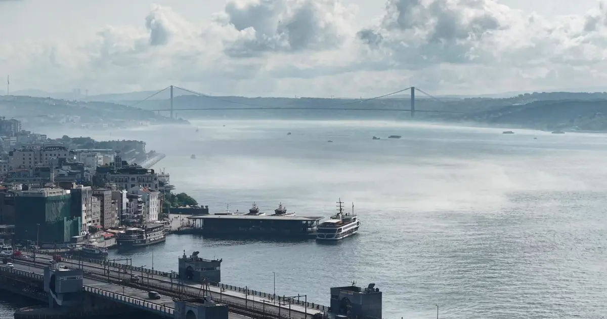 İstanbul’a sürpriz yağmur gelebilir. Hafta ortasına dikkat, 3 gün bunaltacak sıcaklık geliyor