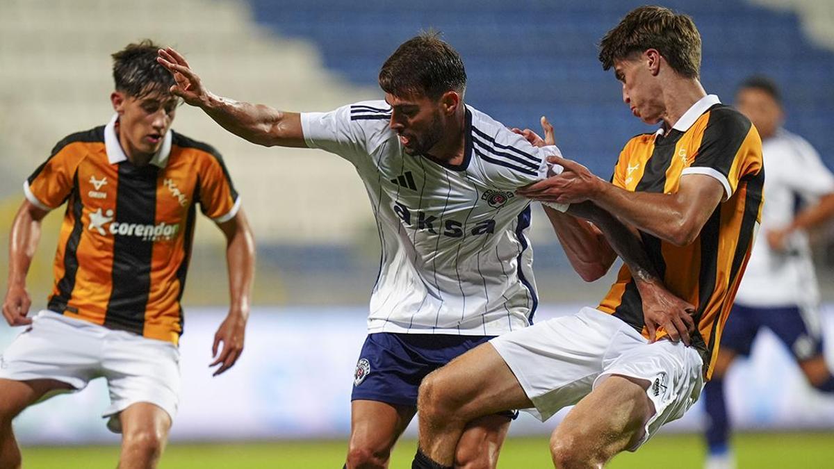 Kasımpaşa ile Hull City, özel maçta yenişemedi