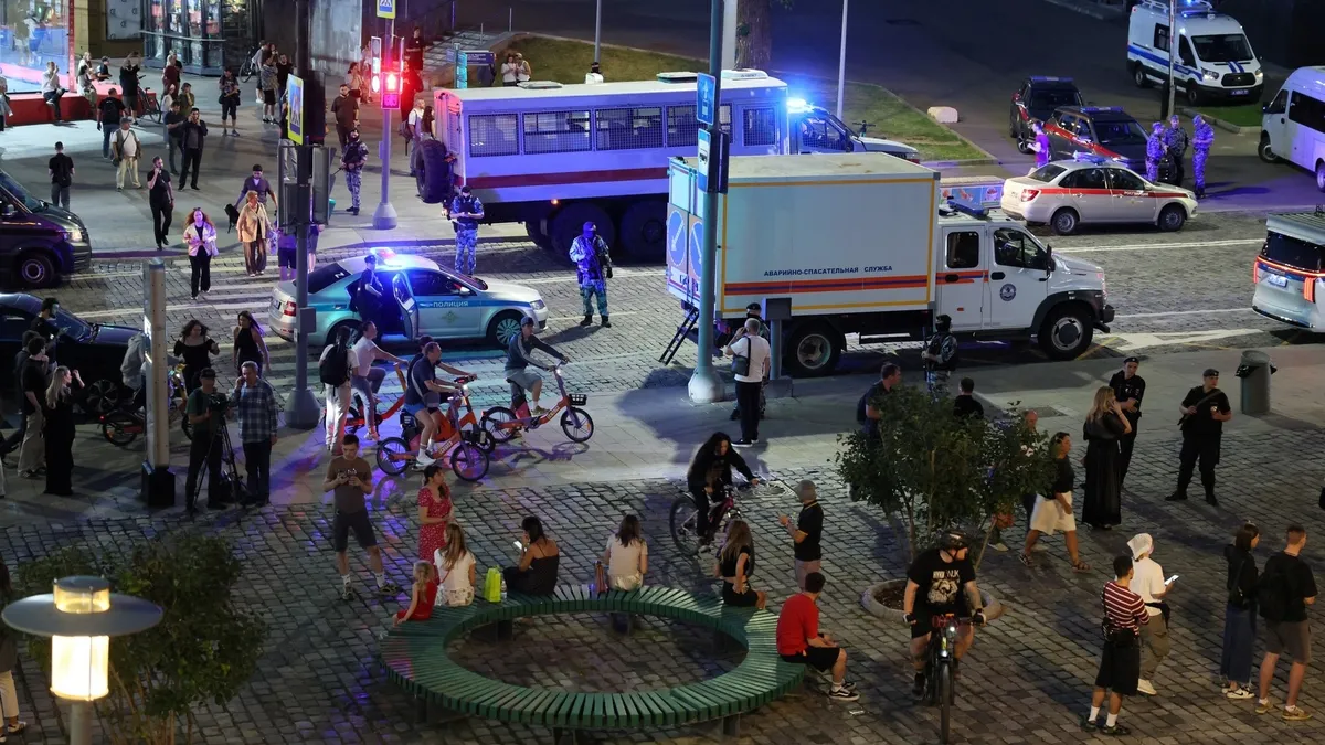 Moskova’da ortalık savaş alanına döndü! Kafe yakınındaki patlamada 3 kişi öldü