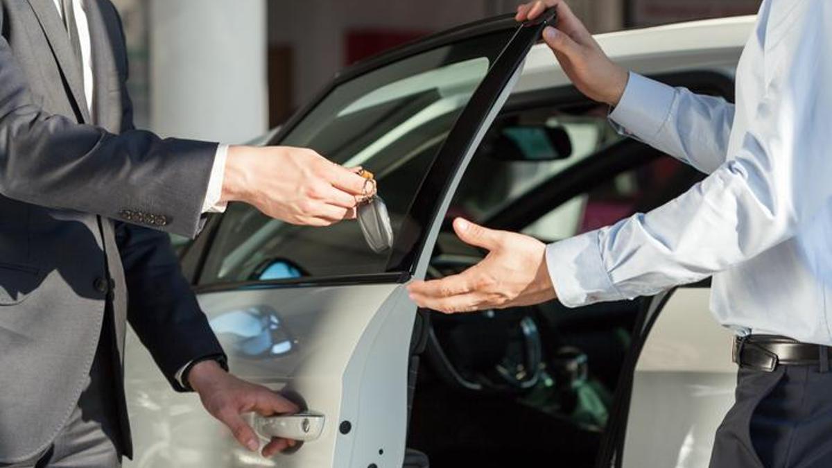 OTOMOBİL ALACAKLAR DİKKAT! Uzman isimden araç fiyatları için çarpıcı tahmin