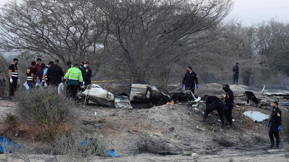 Peru’da turistleri taşıyan uçak düştü: 13 ölü
