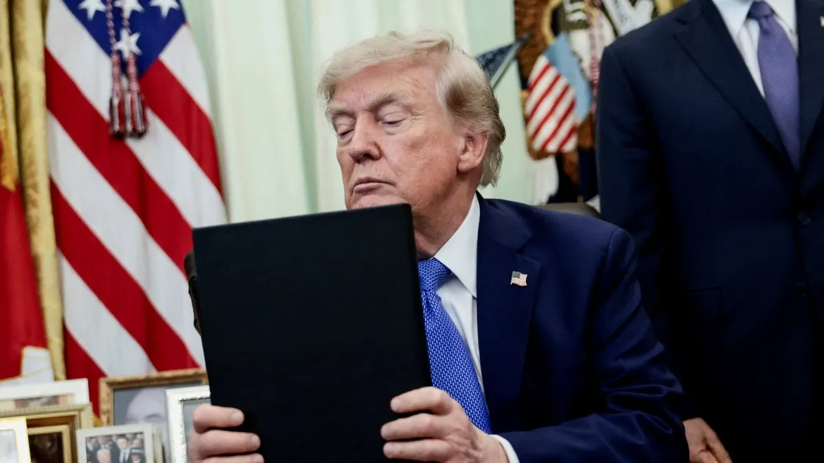 Trump’tan çocuklara cinsiyet değiştirme ameliyatlarına fren: Medicaid hormon ve ameliyat masraflarını karşılamayacak
