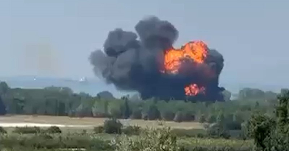 Yalova’da eğitim uçağı düştü